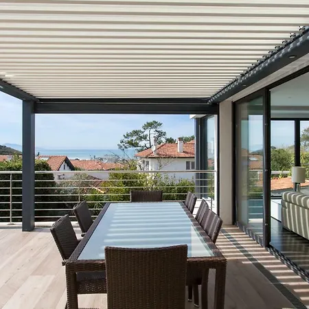 Ocean View Villa Biarriz